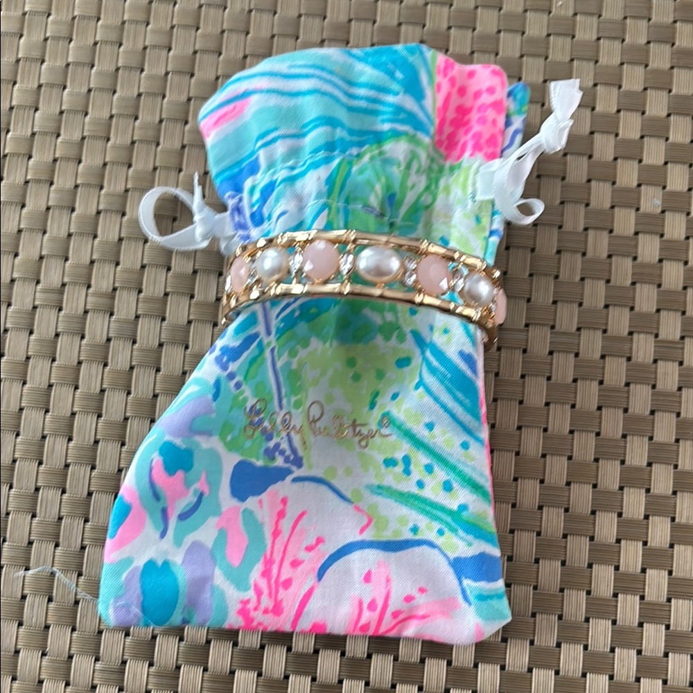 Gold and Pearl Bracelet with Colorful Pouch